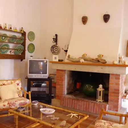 Rosanna Villa