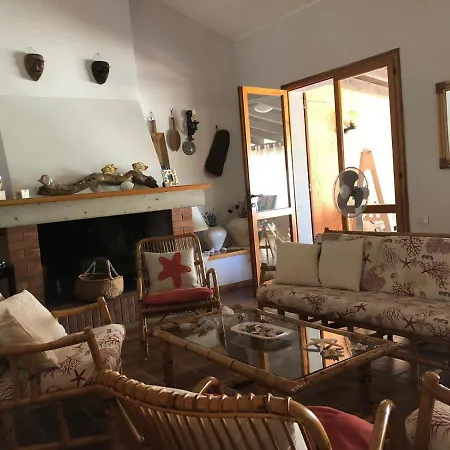 Rosanna Villa